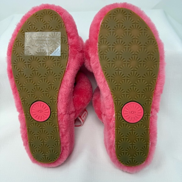 UGG Fuchsia Fluffy Oh Yeah Slippers women’s size 7 - Picture 12 of 14